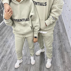 Essentials-Hoodie